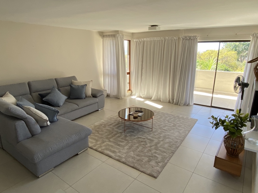 4 Bedroom Property for Sale in Bowtie Western Cape